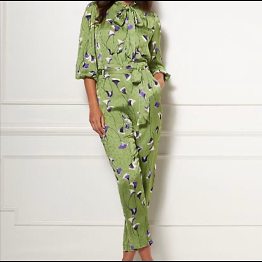 Eva Mendes New York Company two piece set.